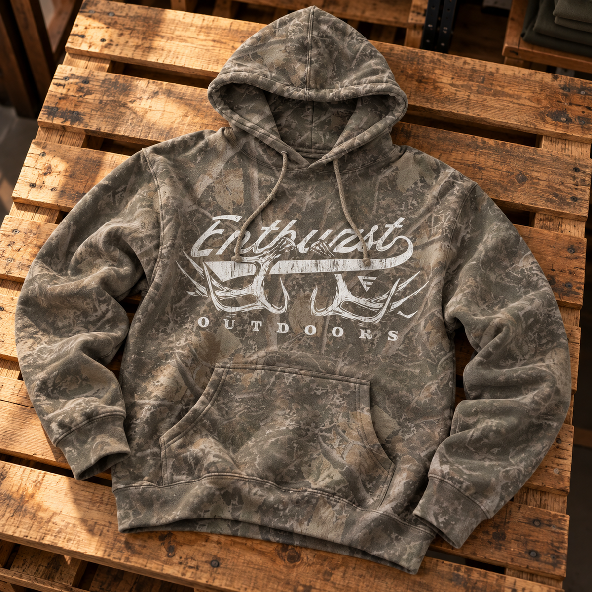 HEAVYWEIGHT OUTDOORS HOODIE